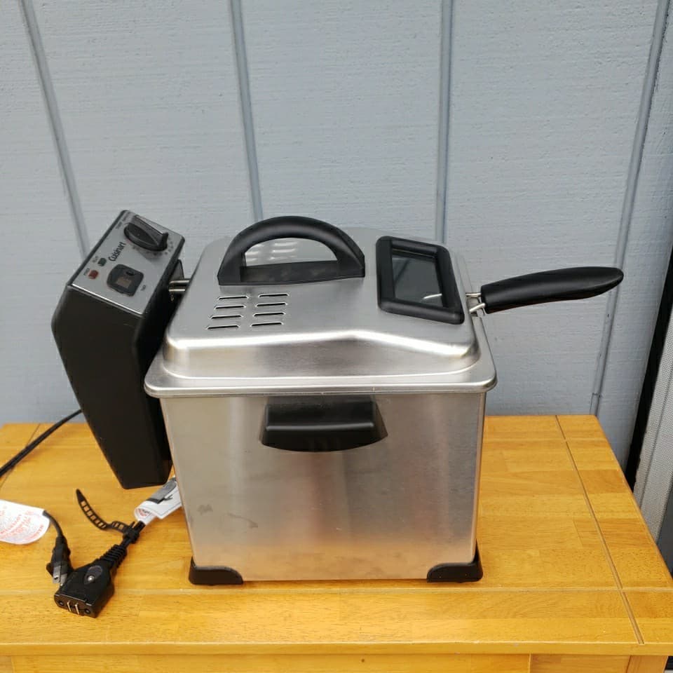 CUISINART Deep Fryer CDF-170 3.25 Liter 120V NEAR MINT  3