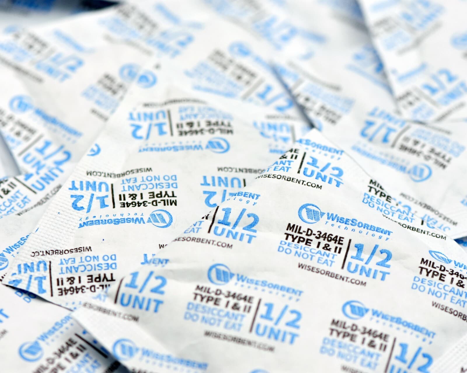 Dessicant Packets for Storage Food, 100 Pack 17 Gram Bucket Moisture Control 4