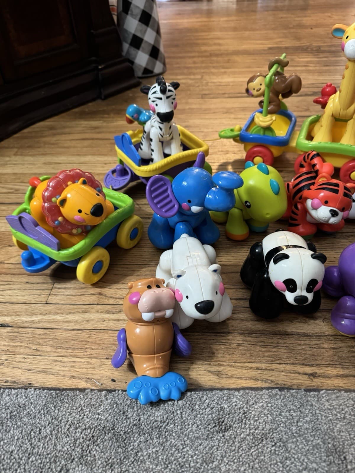 Fisher Price Amazing Animals Sing & Go Choo Choo Train Toy Set Circus Extras  2