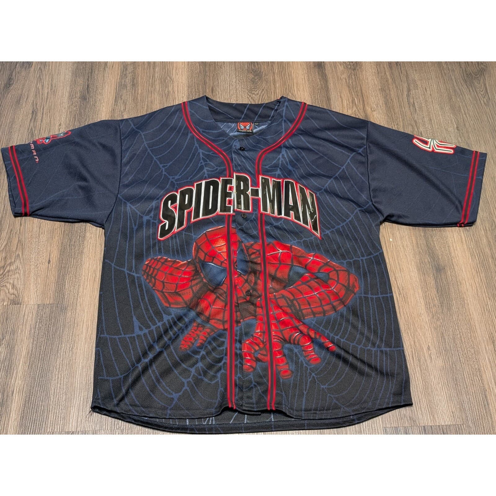 2002 MARVEL Spiderman Adult 2XL Button Down Jersey Short Sleeve Shirt (READ)