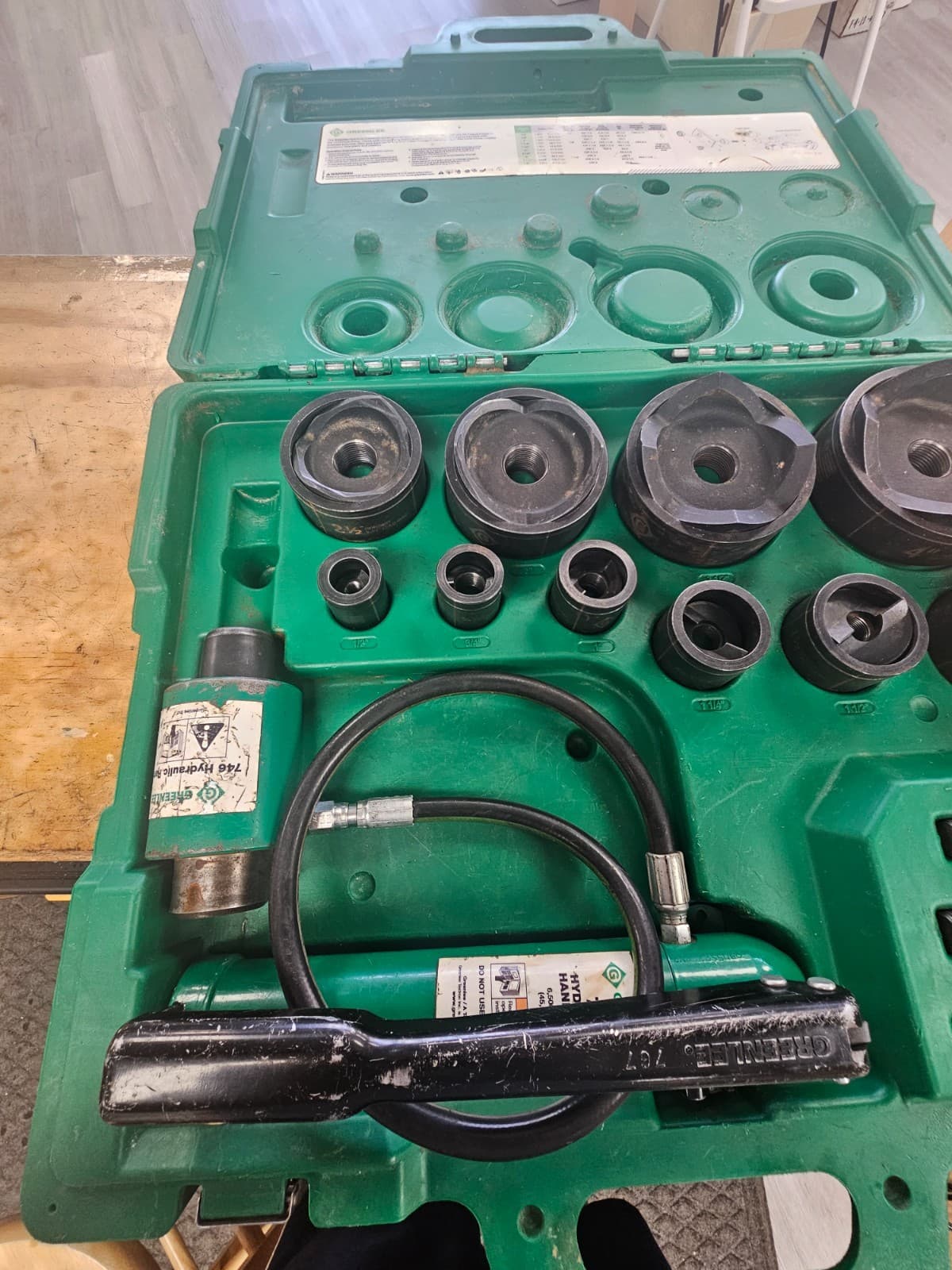 Greenlee 7310SB 11 ton Slug Buster KO Knockout Punch Set 1/2"-4" 767 Pump 5