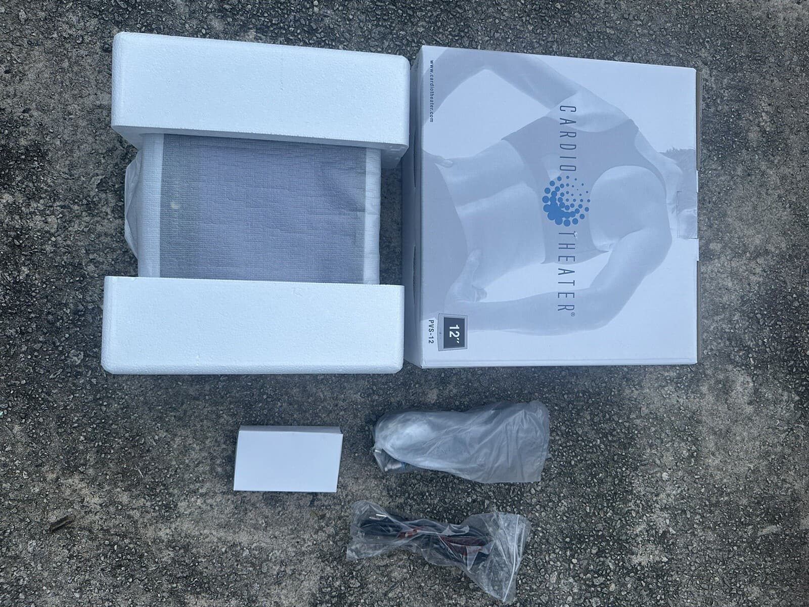 Precor Cardio Theater Monitor 12" PVS-12EDTL Treadmill Complete Unit. Brand New 5