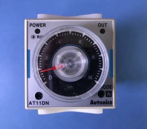 AT11DN-2  Autonics  Analog Timer 24VAC/VDC  With Socket Base 11pin 2