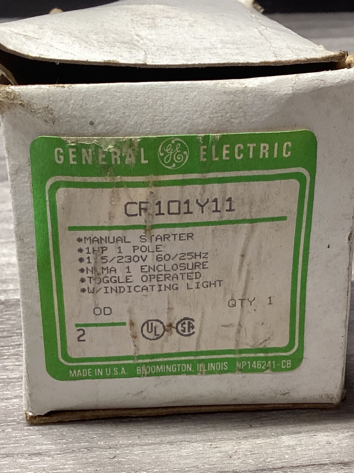 General Electric CR101Y11 Manual Starter 1HP, 1-P Toggle Switch #120G158*CO 2