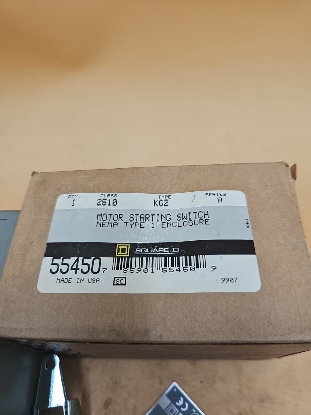 Square D 2510-KG2 Ser. A Manual Motor Starting Toggle Switch. 3