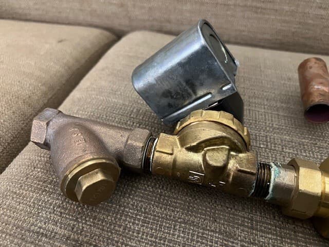 Watts 1/2" Series Pipe 9D-M3 with Reduced Pressure Backflow Preventer 175 PSI 3