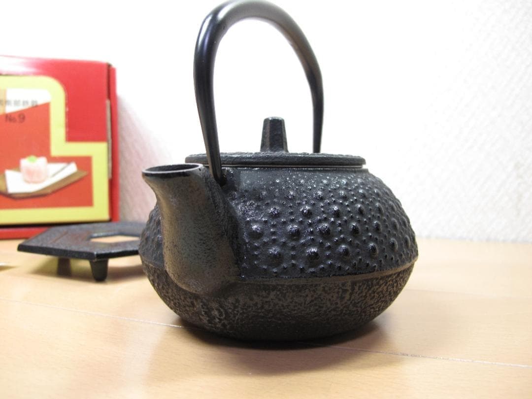 Iwachu Cast Iron Teapot No9 320ml Hexagon Turtle Trivet Nanbu Tekki Style 6