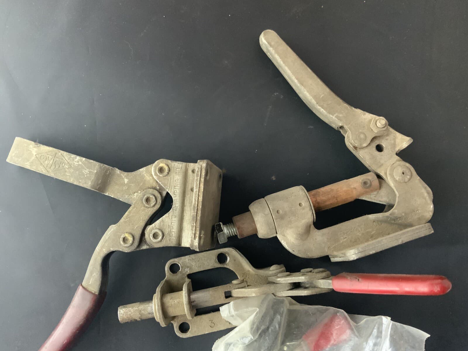 mixed Lot of 4 Destaco clamps 4
