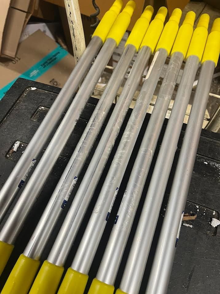 Lot of 8 Vikan 29356 Aluminum Handle Ø1.2" 51.6" Yellow New no box 2