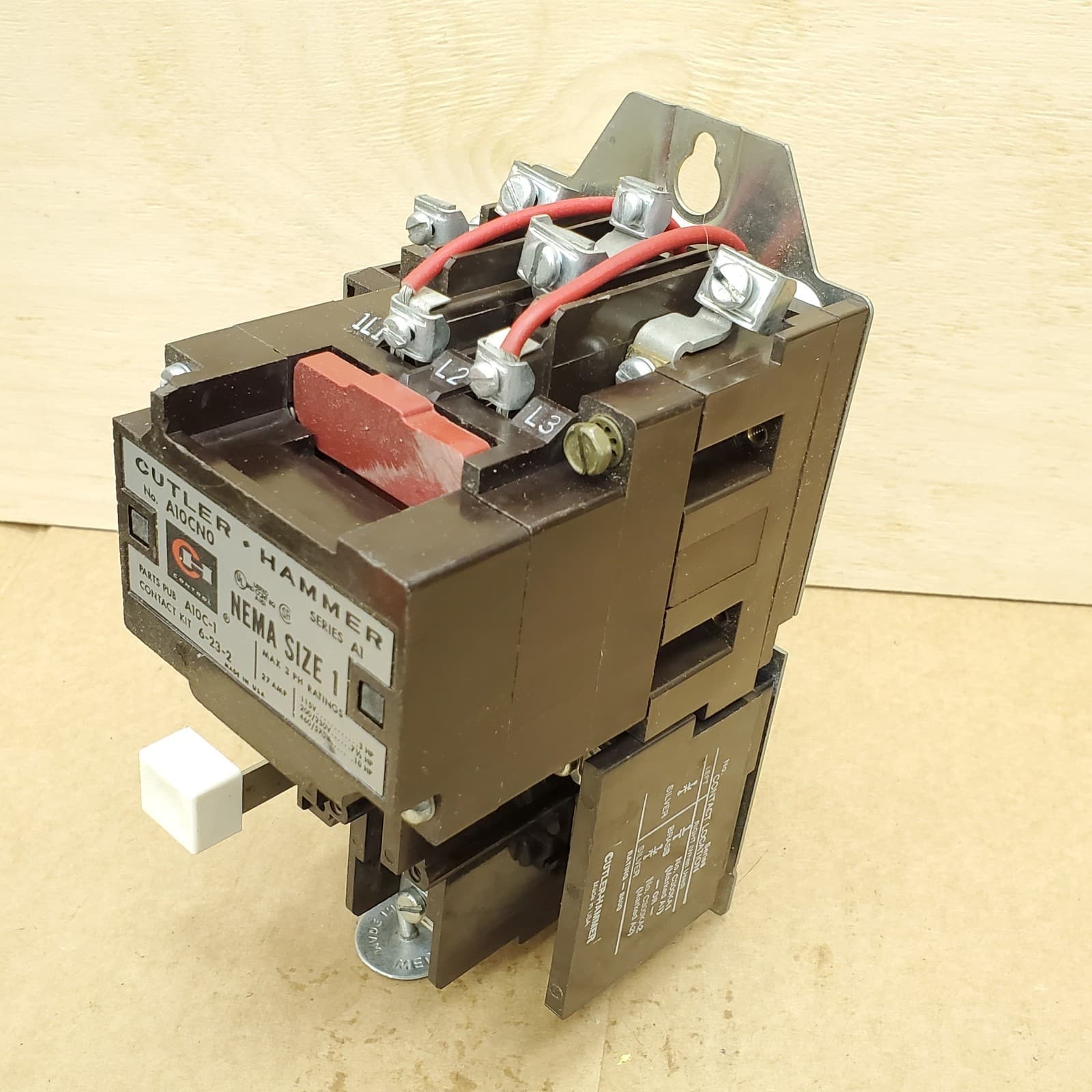 Cutler Hammer A10CN0 Size 1 Motor Starter w/ 120VAC Coil & Overload - NEW  2