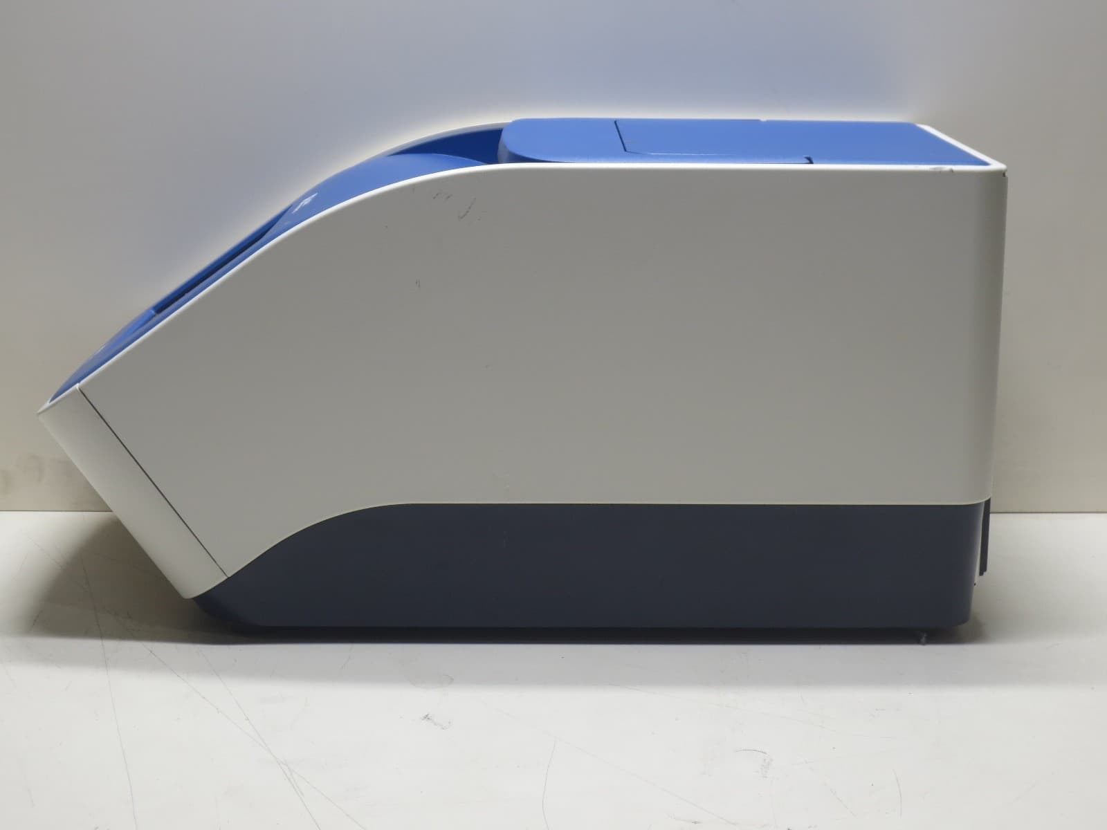 Applied Biosystems Veriti 9902 96 Well Thermal Cycler, 4375786 2