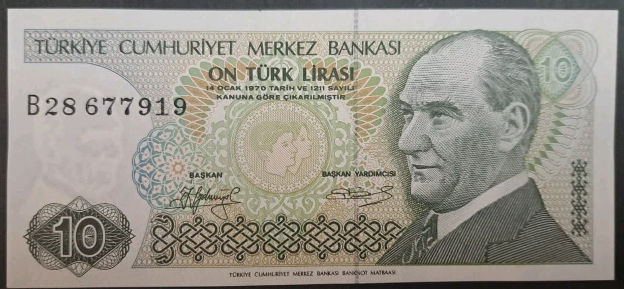 (1979) Türkiye 10 Lirası P192a B28-677918+19 consecutive pair.  4