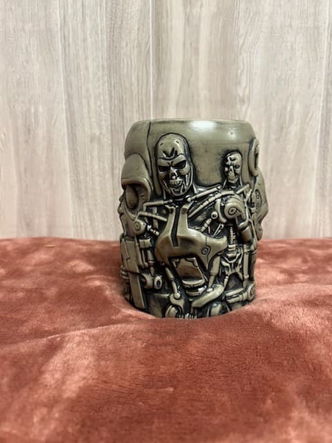 2006 Universal Studios Terminator T2-3D Endoskeleton 3-Dimensional Souvenir Mug 2