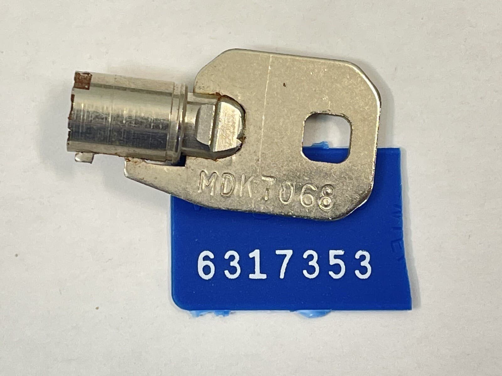 ACE MDK7068 KEY Chicago Lock Co Vending Laundry Machine cabinet coin box 2