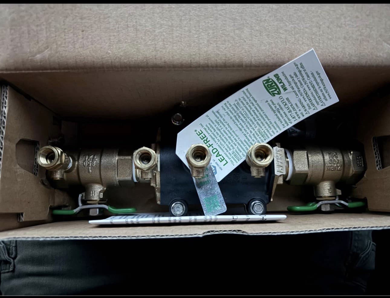 ZURN Wilkins 1 in. 350XL Double Check Backflow Preventer Valve #1 OPEN BOX