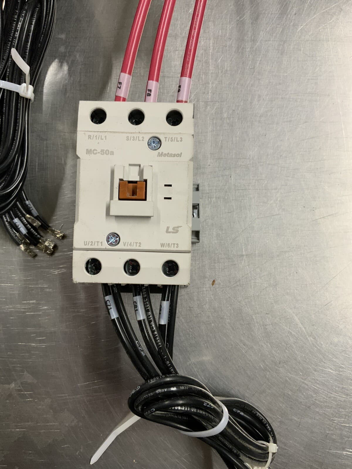 Baxter Electric Circuit breaker and contactor connection for OV500E Double Oven 3