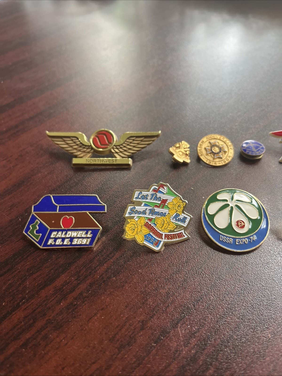 Lot Of 10 Random Mixed Lapel Hat Pins B1 2