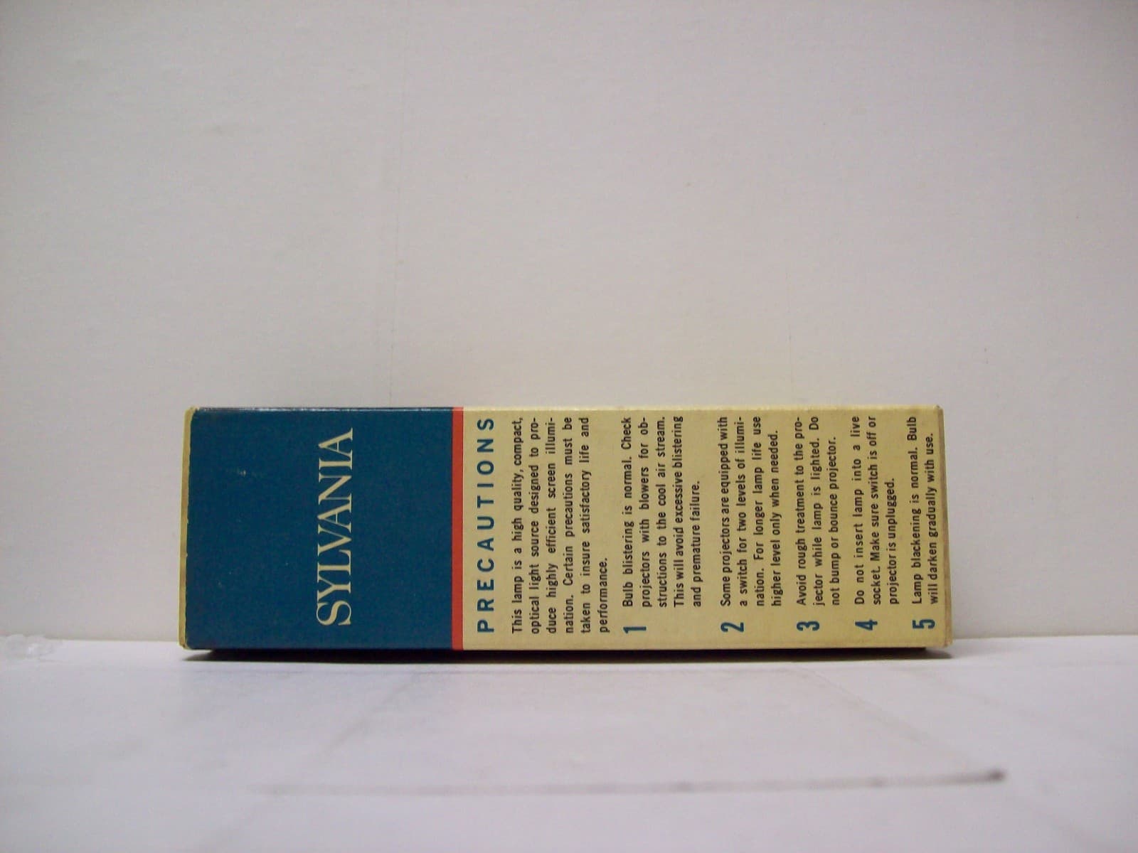 CEL Projector Projection Lamp Bulb 120V 120W  SYLVANIA  AVG. 200-HR LAMP LIFE 6