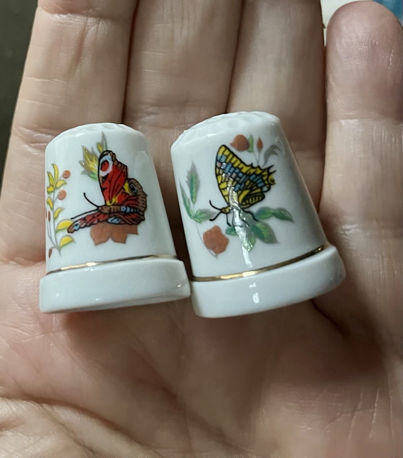 Thimbles Lot Of 29 Metal Ceramic Bone China Plastic Brass First Ladies Christmas 4