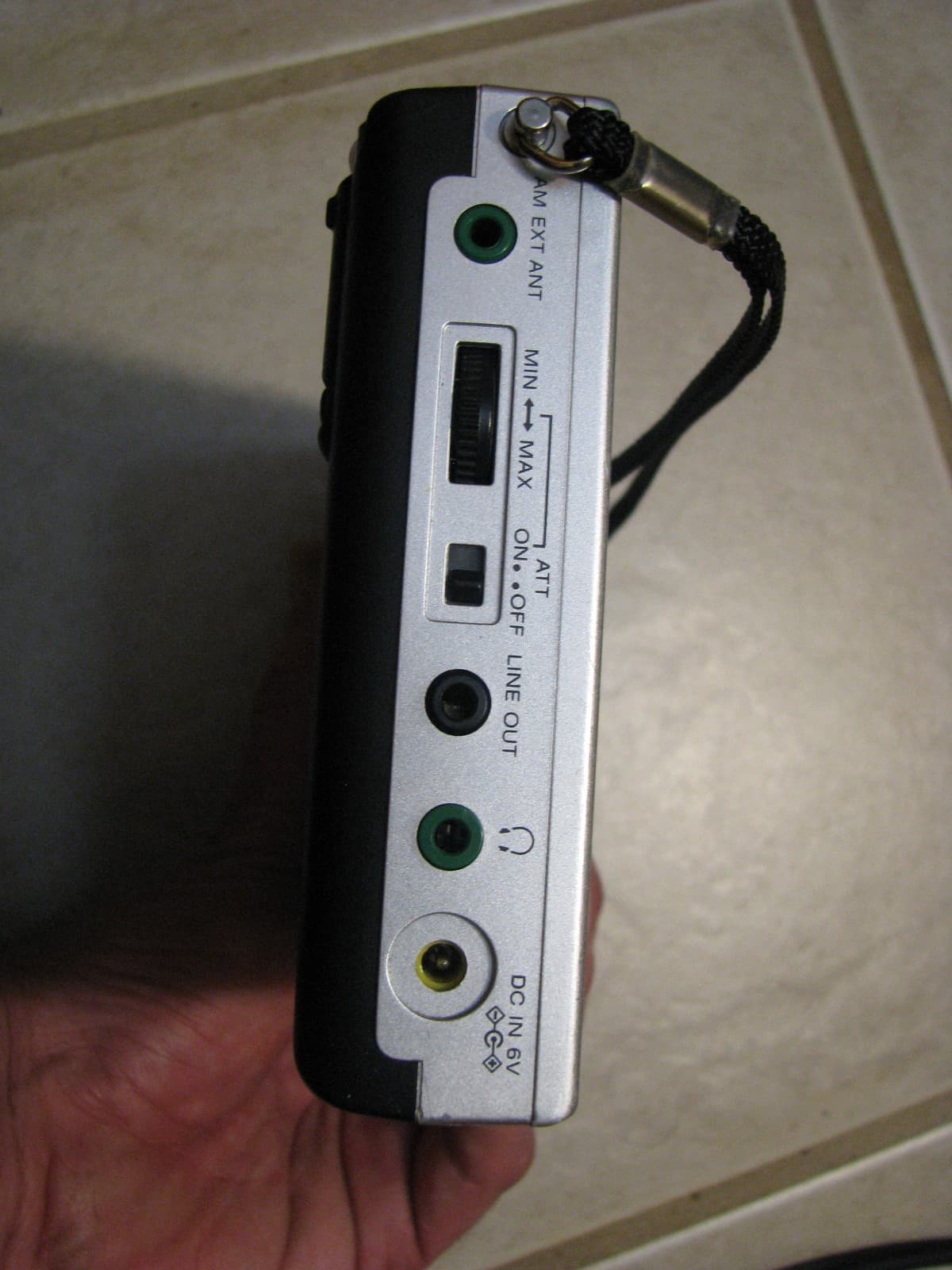 Sony ICF-SW7600GR PLL Synthesized Receiver FM-Stereo/SW/MW/LW Tested 5