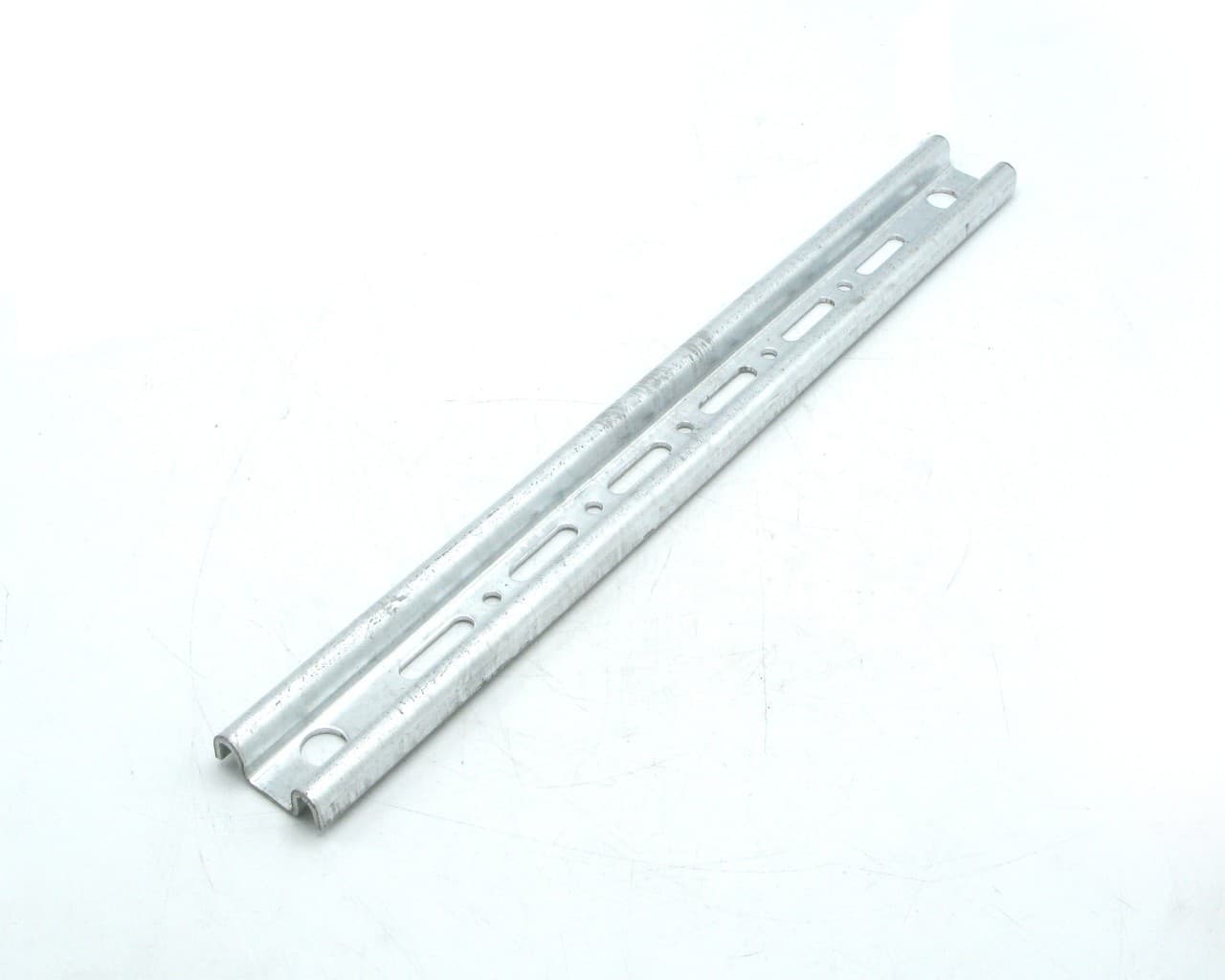 Nvent Caddy WBT Performance Cable Tray Support, Ceiling Support, 15-1/4", Silver