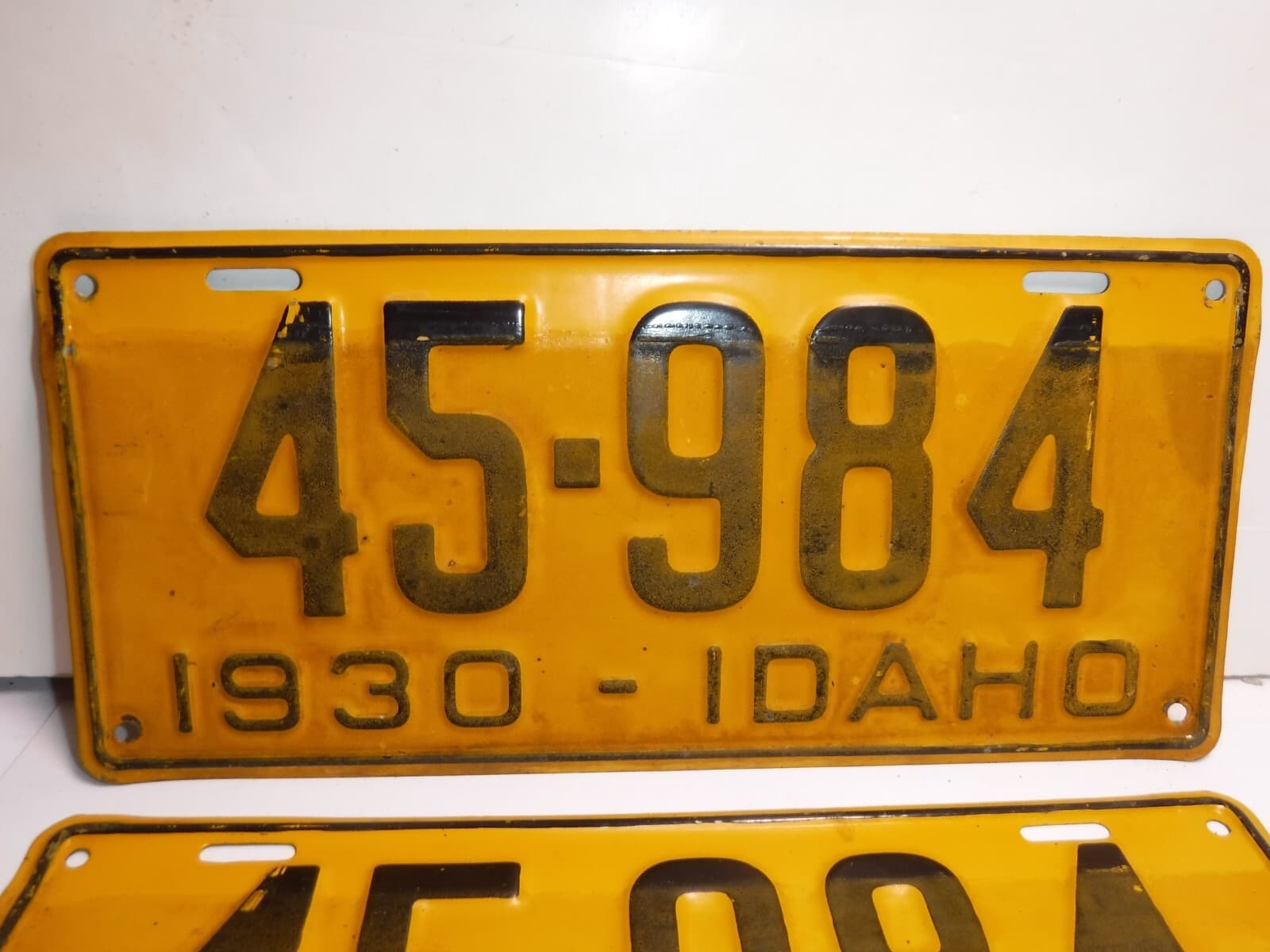 1930 IDAHO PAIR license plates  - ORIGINAL  1930   45-984 (set) 3
