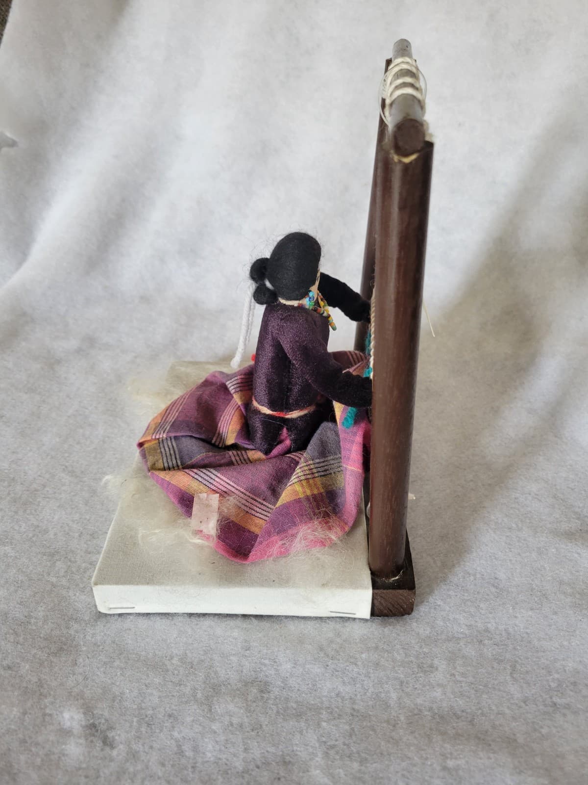 Vntg Small Loom w/Navajo WOMEN With baby Weaving A Rug w/tag 5 1/2"×" 3