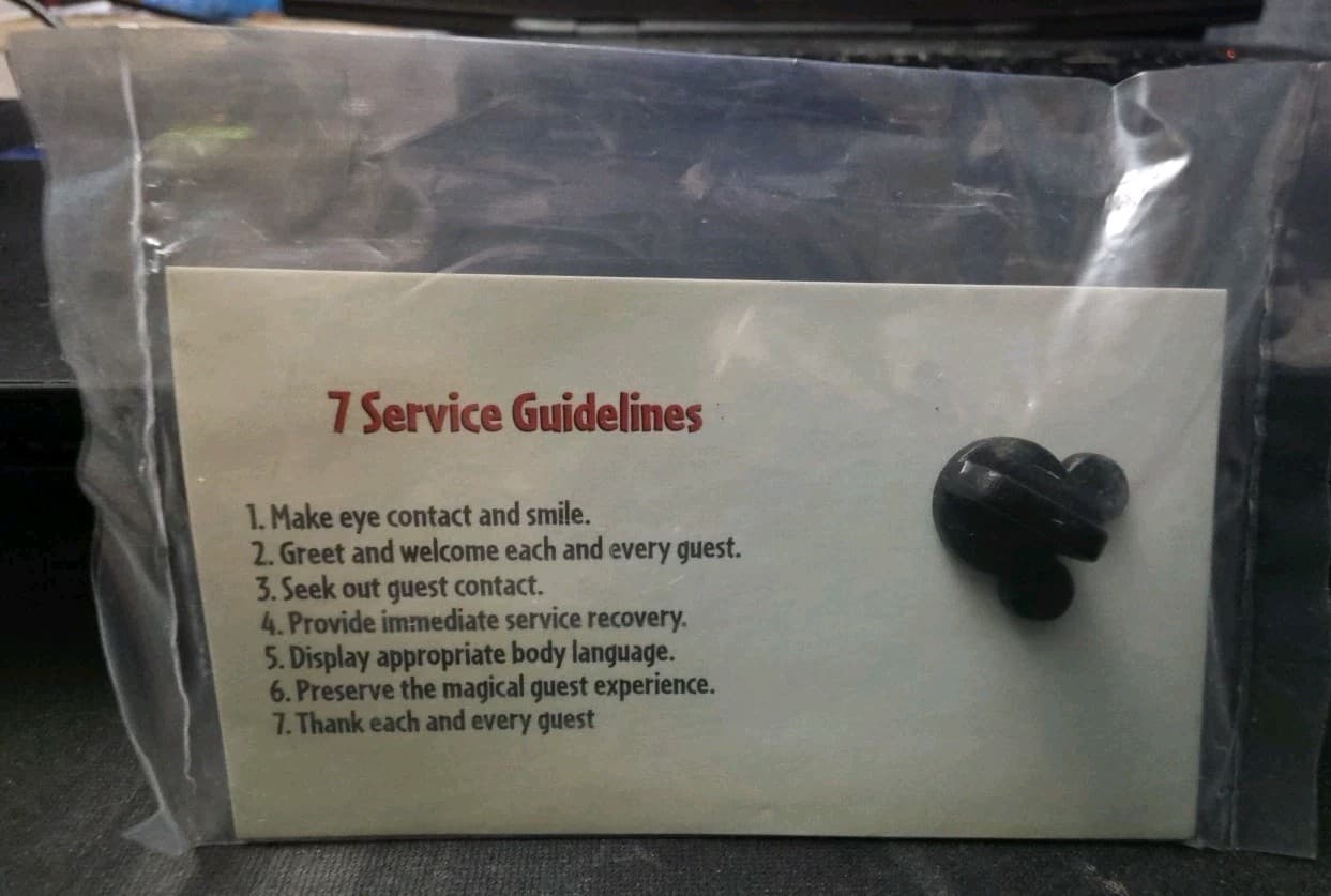 Disney Snow White & the Seven Dwarfs Cast Member 7 Service Guidelines Pin Sealed 3