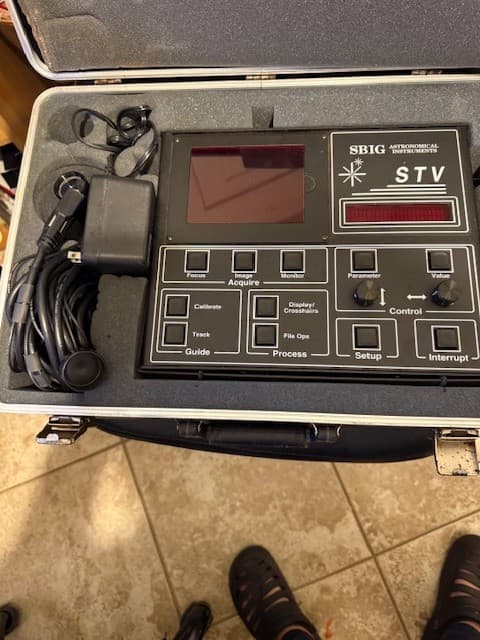 SBIG Astronomical Instruments STV