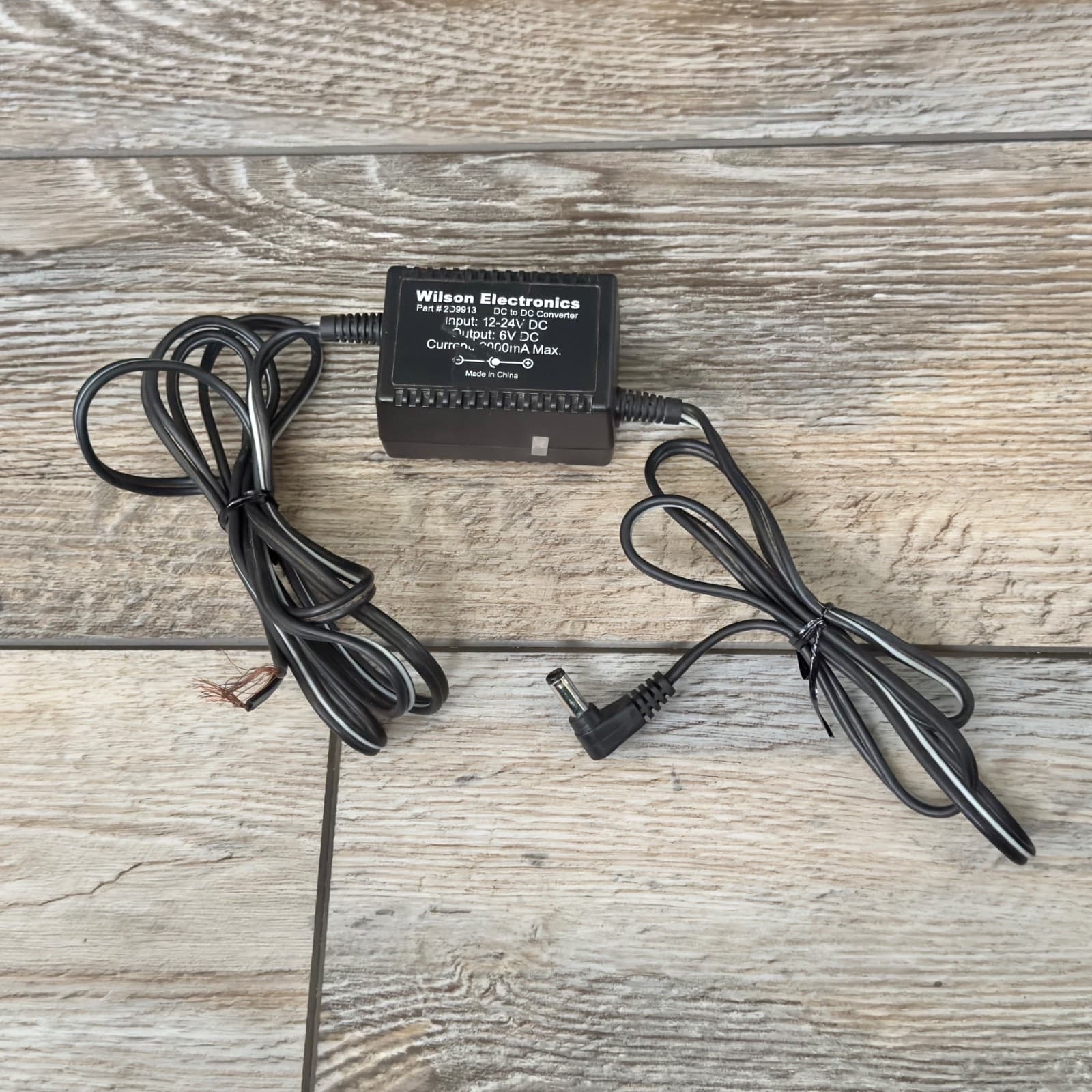 Wilson Electronics 2D9913 DC to DC Converter 12-24V Input 6V Output Tested