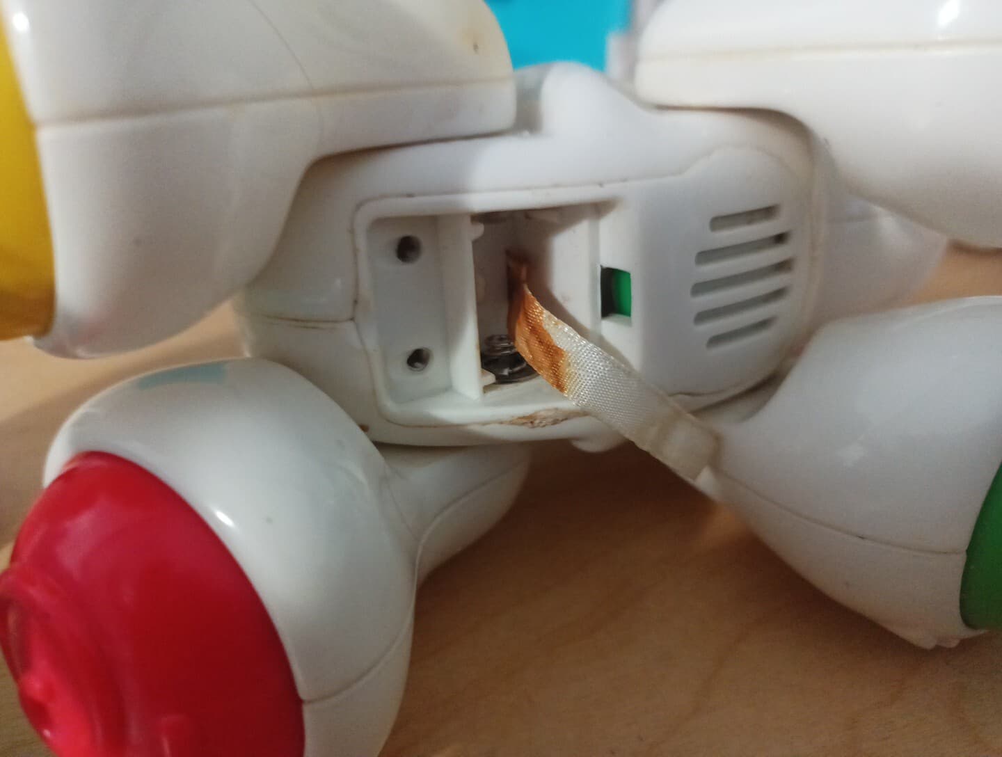 Fisher Price Amazing Animals Arctic  Friends Mother & Baby Polar Bears w Penguin 6