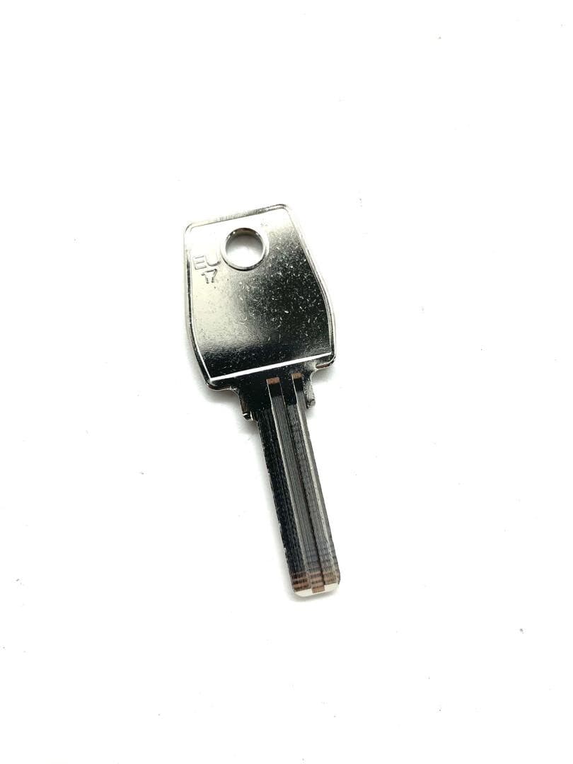 Silca Italy EU17 Uncut Key Blank For Motorbike motorcycle box GIVI SL101 SL103 2