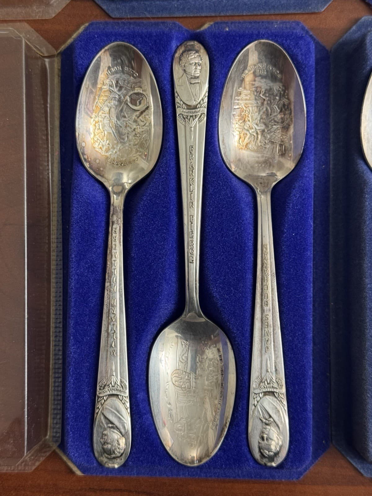 Set Of 12 Wm Rogers Mfg Co IS Silver Plate US Presidential Souvenir Spoons 3
