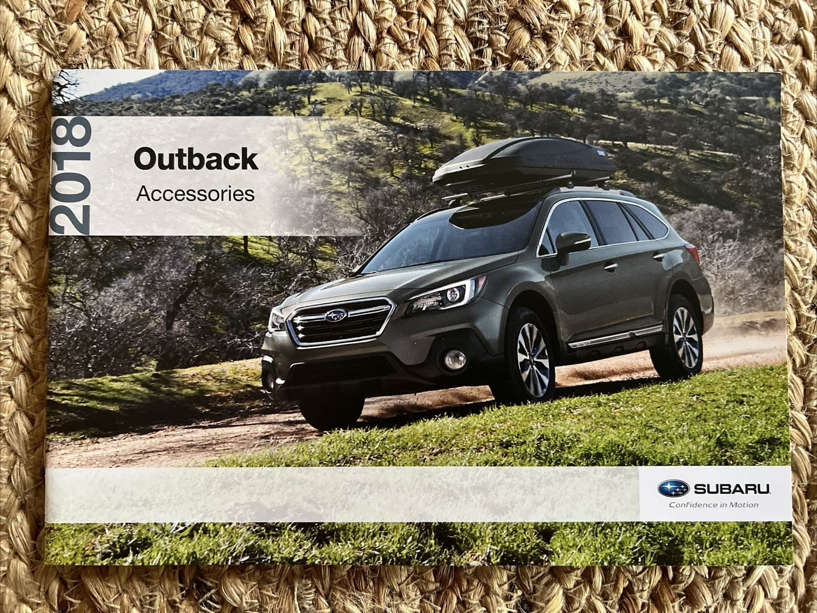 2018 Subaru OUTBACK Accessories  OEM Brochure  FULLY ILLUSTRATED!! 2