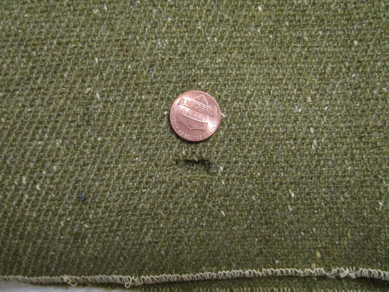 Antique WWI ARMY BLANKET original Olive Green abt 64”x77” Brown Stripe at ends 4