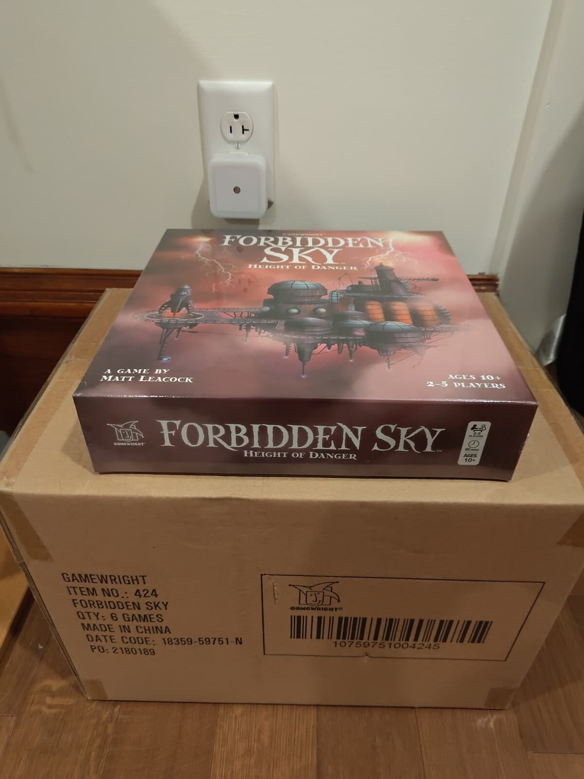 Gamewright Forbidden Sky Height of Danger Board Game - CSG-FORS 5
