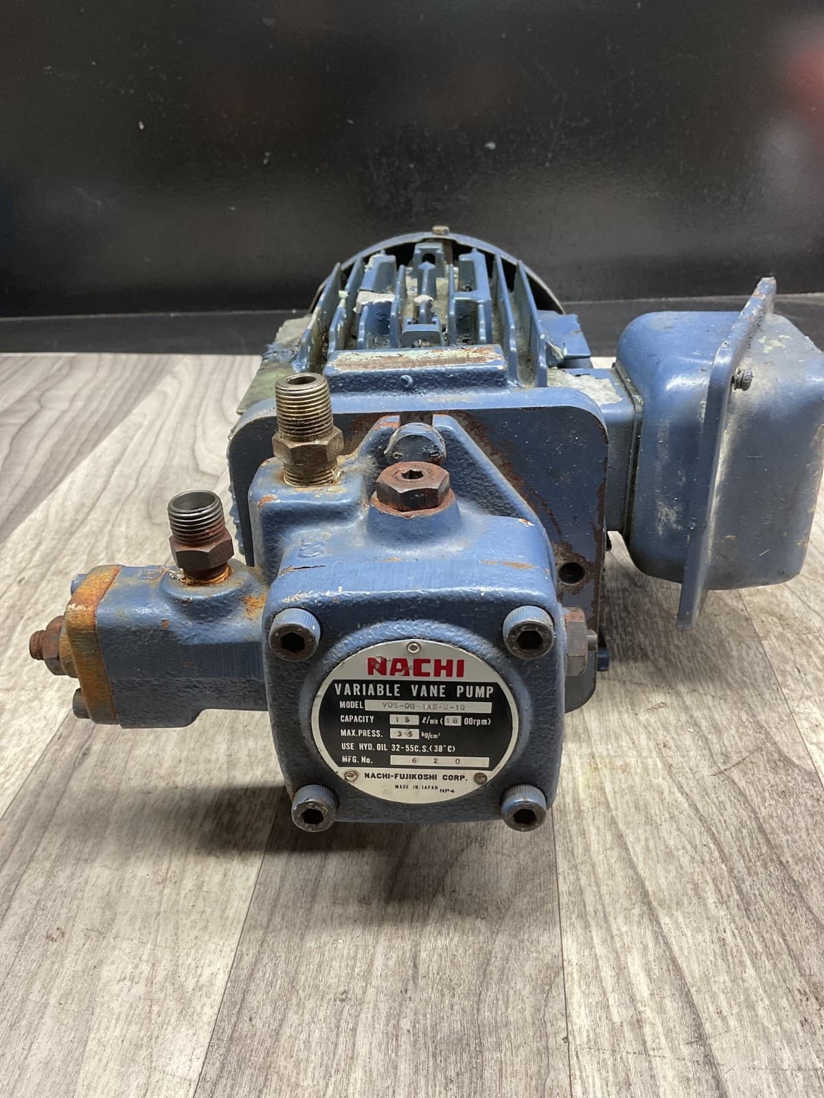 Hitachi  Induction Motor 3Ph, 4Pole, & Nachi Variable Vane Pump #4023D149PR5SI 3