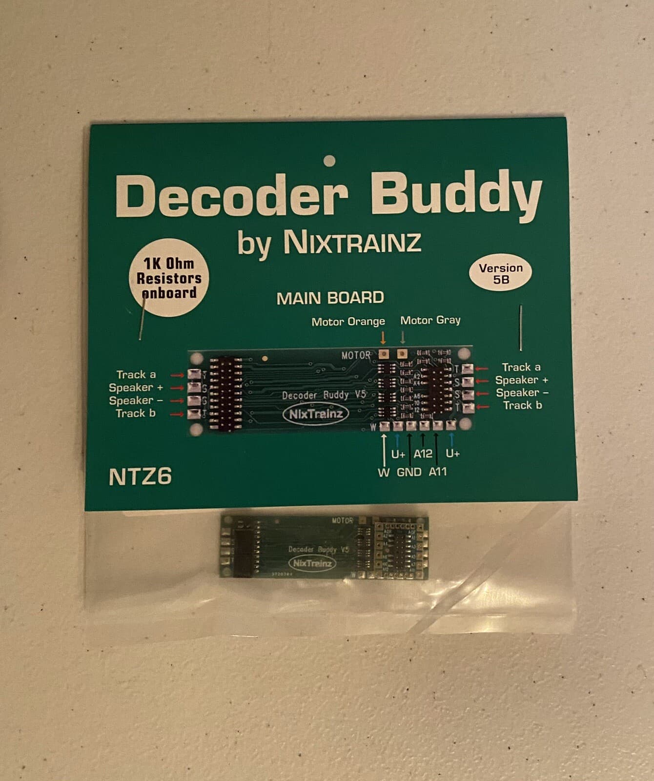 NixTrainz | Decoder Buddy Version 5B - 1k 0hm, resistors
