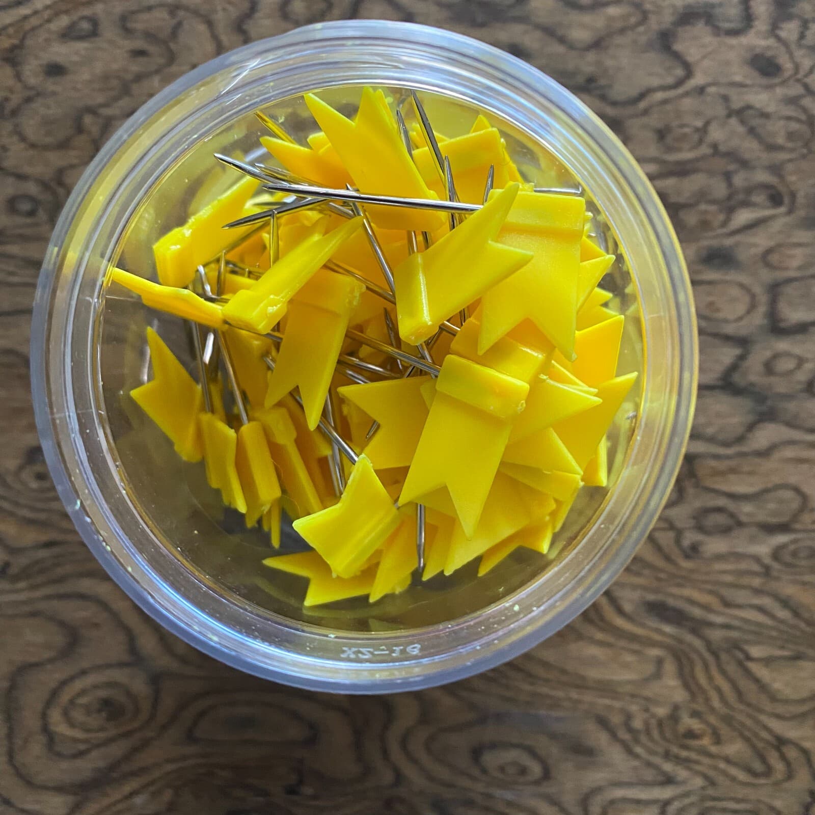 80PCS Flag Push Tacks Maps Sunshine Yellow Marking Pins Thumbtacks 2