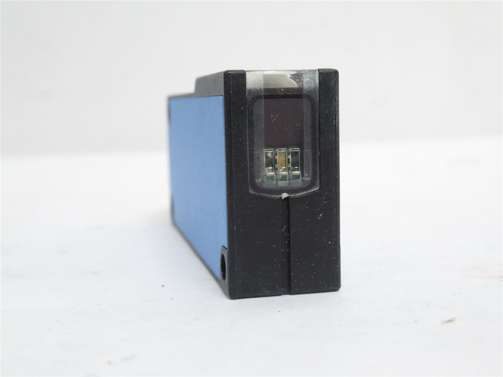 228238 New-No Box; Sick WT18-2N410 Photo Sensor 1015149; 10-30VDC; 10-1000mm 6