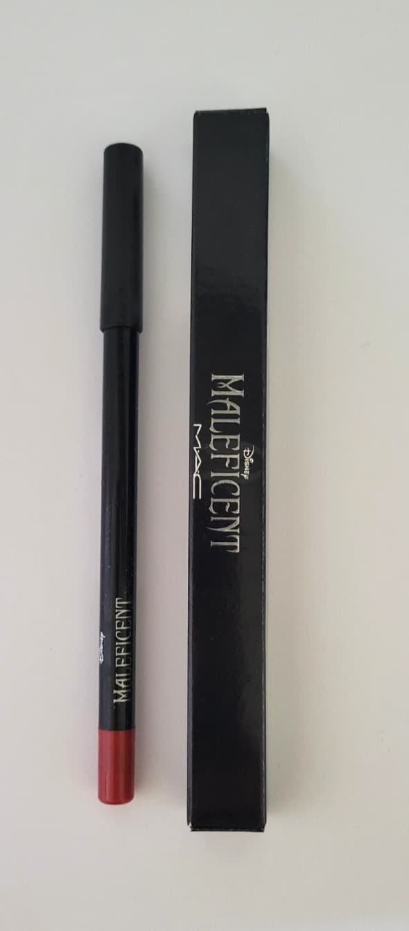 MAC 2014 Disney Maleficent  - Limited Edition  Lip Liner "Kiss me Quick" NWB 2