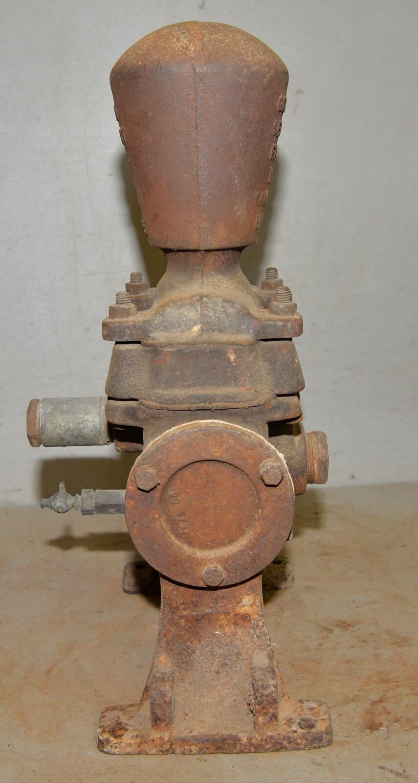 Rare antique Goulds Pump water ram hand lift garden farm ranch collectible tool 3