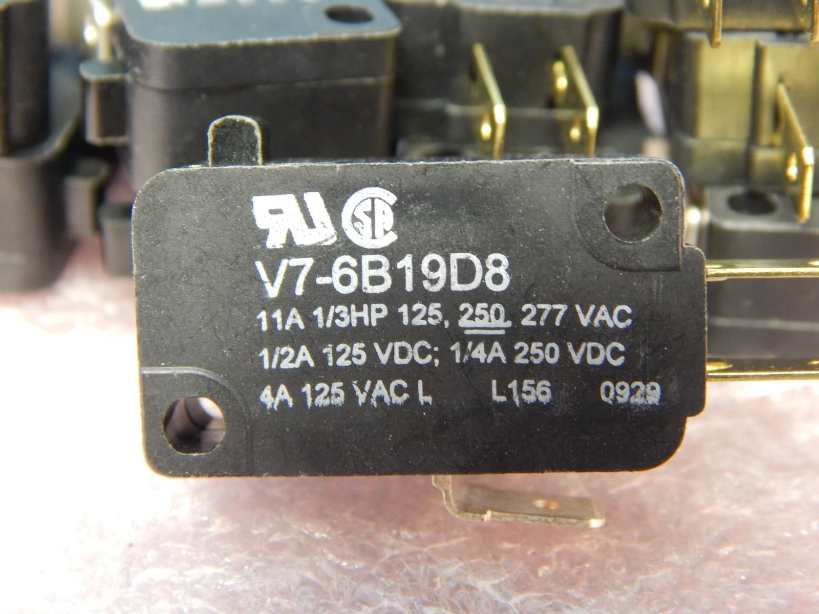 10 NEW Honeywell V7-6B19D8 Mini-Snap V7 SERIES, Microswitch XLong QC Terminals 2