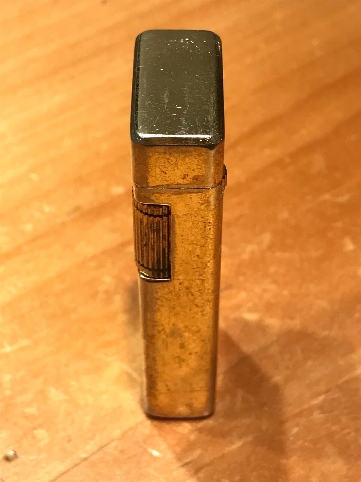 VINTAGE SLIM GOLD TONE COLIBRI LIGHTER 2