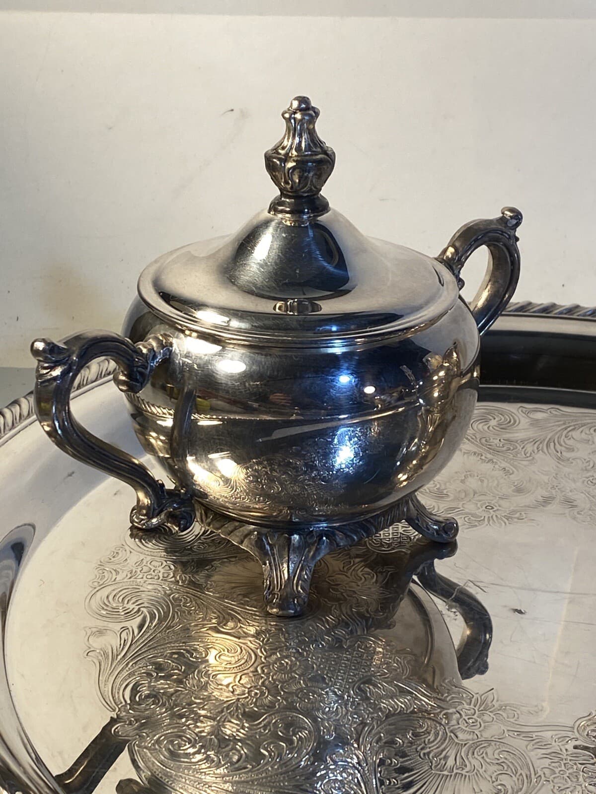 WM Rogers Creamer - Sugar Bowl & Tray Set Silverplate Vintage Lid Included 72-6 2