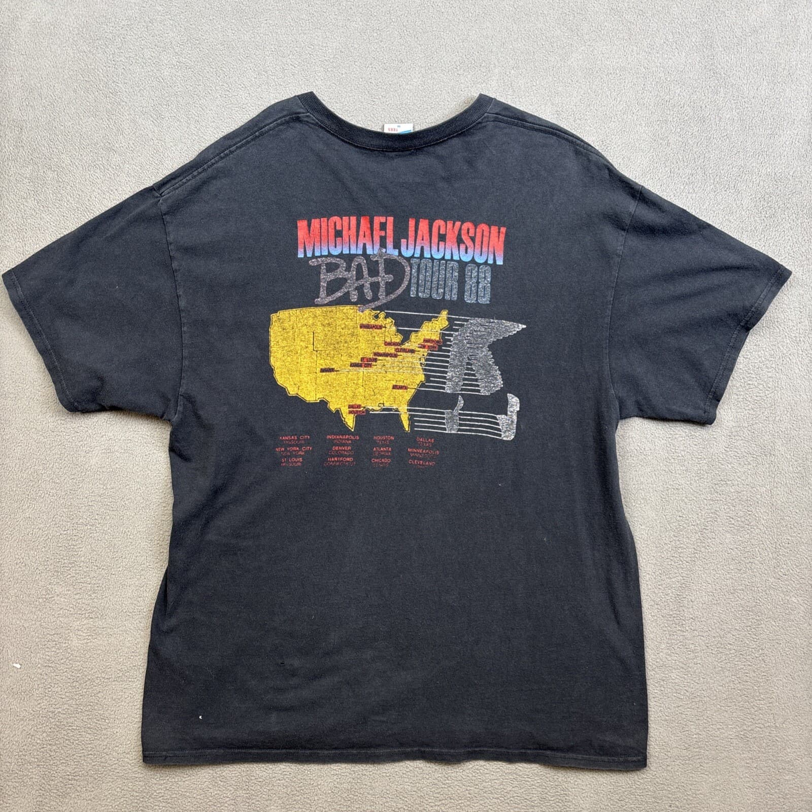 Junk Food Michael Jackson Bad Tour '88 Short Sleeve Top Gray Shirt Size M 2