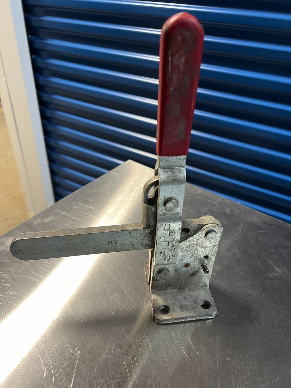 DE-STA-CO Hold-Down Clamp: Std Vertical Handle, Bar Base Mounting 267