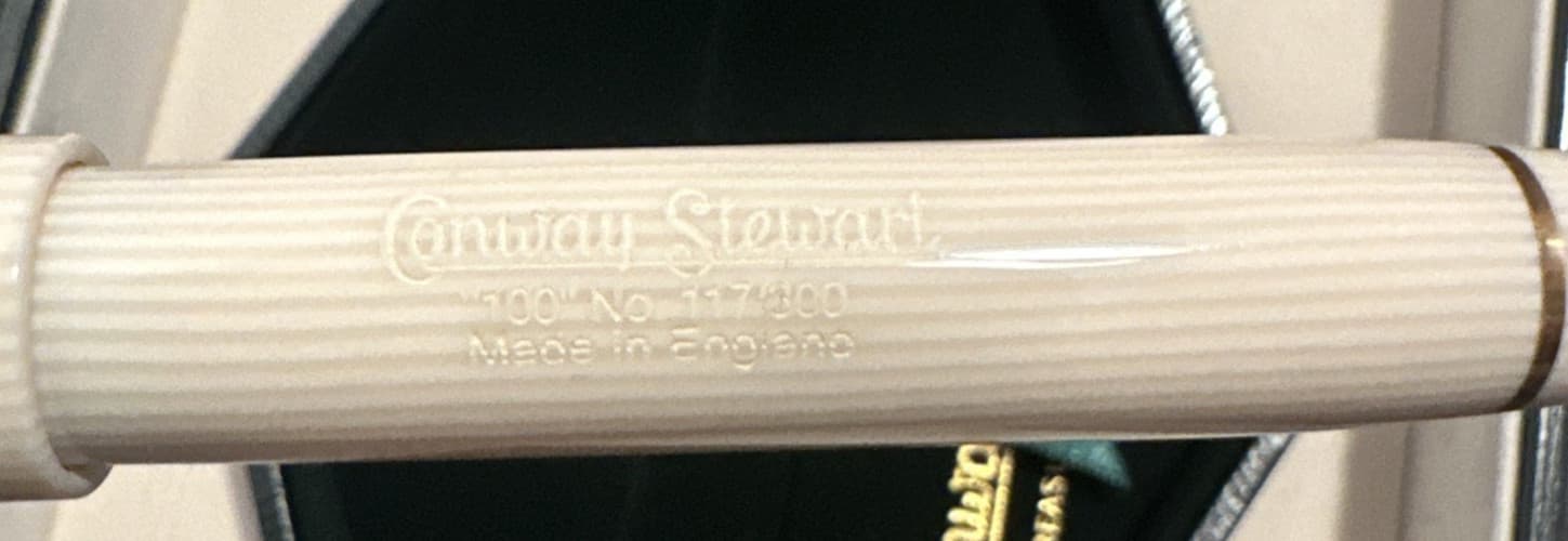 Conway Stewart 100 Series Cream Casein W/Gold Trim Fountain Pen Fine Nib 117/300 6