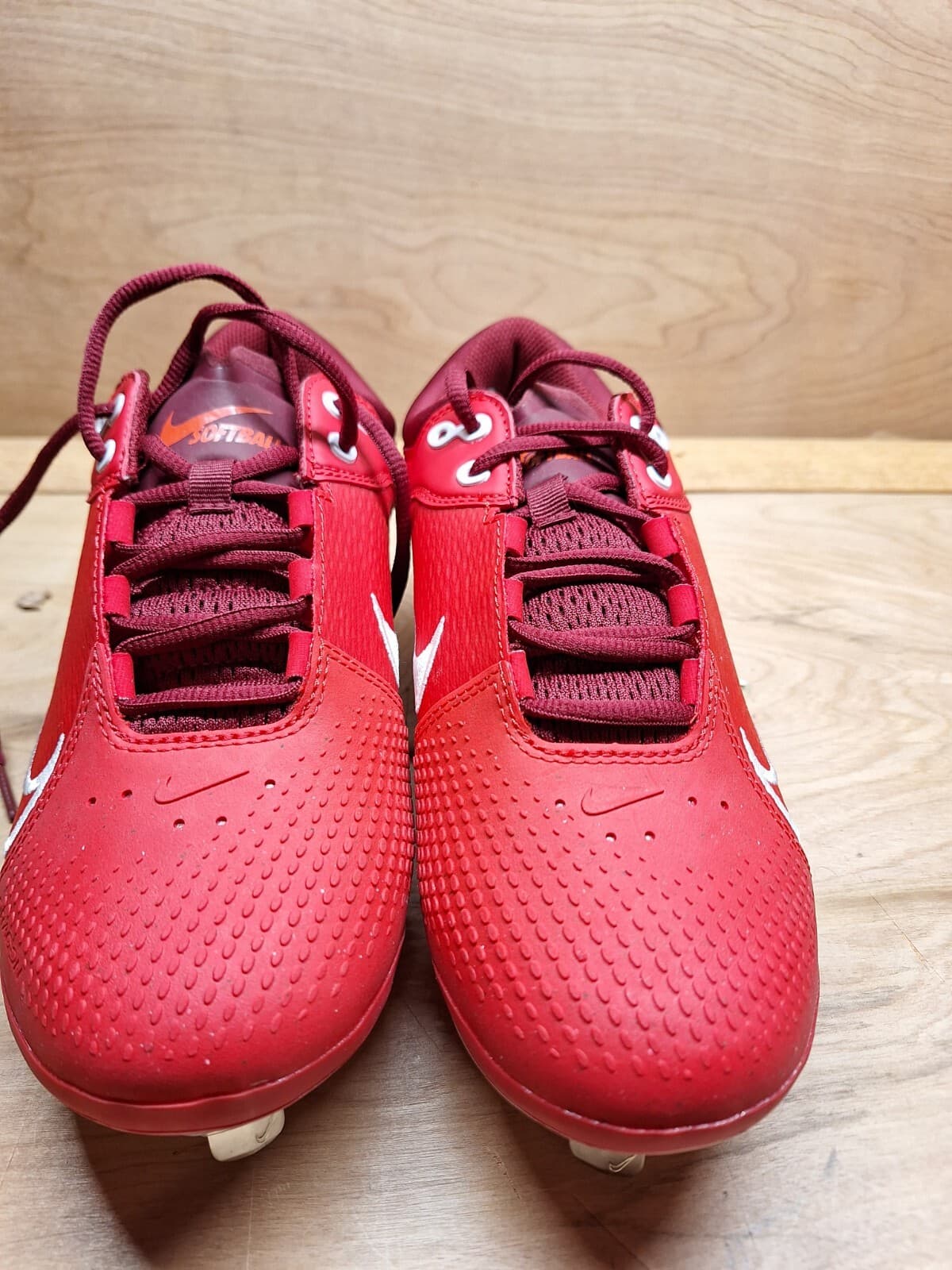 womens hyperdiamond 4 elite nike softball cleats metal spike size 8.5 brand new  4