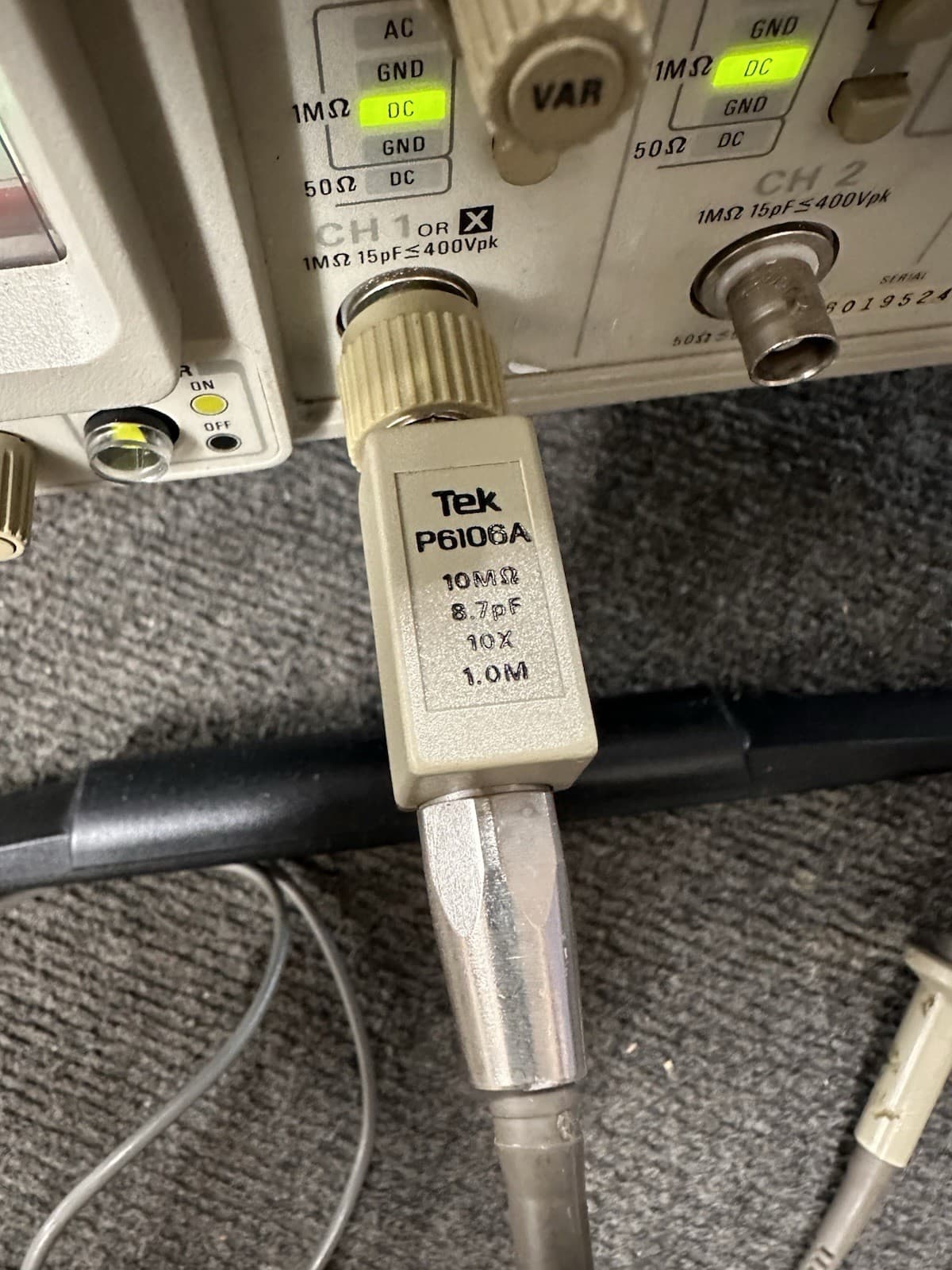 Tektronix 2465A Oscilloscope 4 Channel 350 MHz with options 10 11 22 GPIB 3